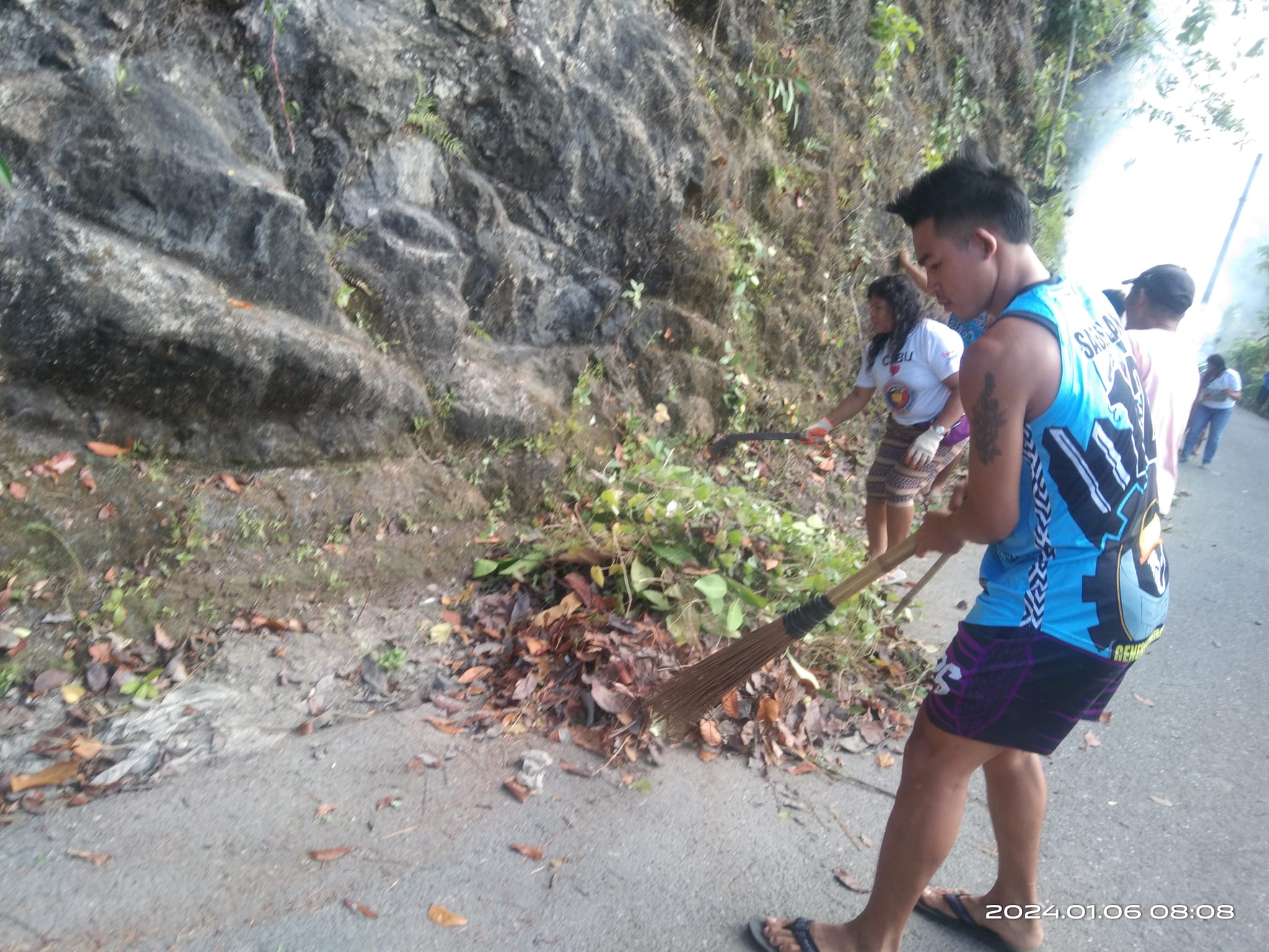 BARANGAY TAPUL PARTICIPATES IN NATIONAL CLEAN UP DRIVE 2024