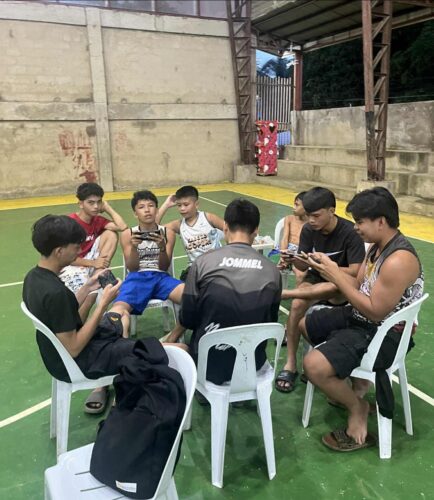 M𝐨𝐛𝐢𝐥𝐞 𝐋𝐞𝐠𝐞𝐧𝐝𝐬 𝐓𝐨𝐮𝐫𝐧𝐚𝐦𝐞𝐧𝐭